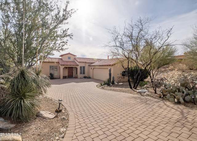 Property at 777 W Placita El Cueto, Green Valley, AZ 85622, 3 beds, 3.5 baths