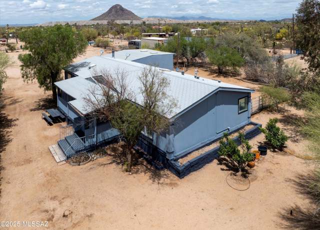 Property at 11300 W Ina Rd, Tucson, AZ 85743, 3 beds, 2 baths