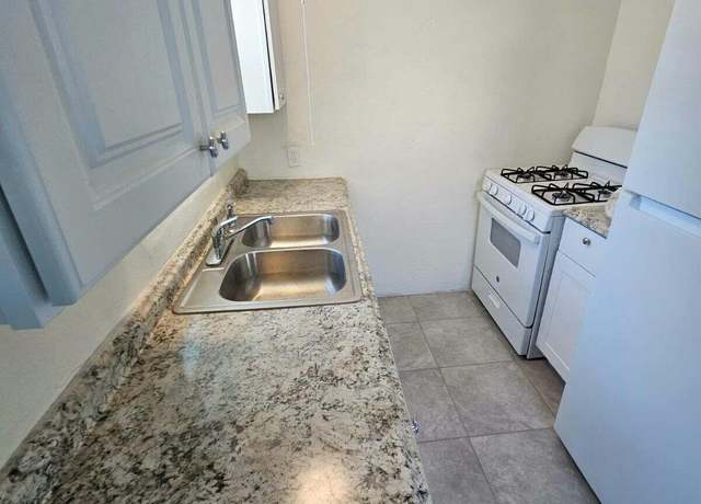 Property at 3544 S 9th Ave, Tucson, AZ 85713, 2 beds, 2 baths