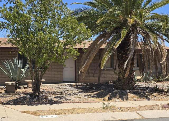 Property at 8641 E Desert Aire St, Tucson, AZ 85730, 3 beds, 2 baths