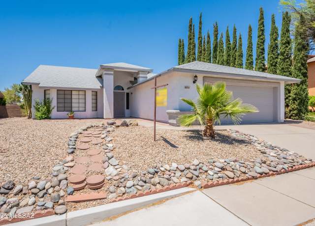 Property at 9701 N Camino Del Fierro, Tucson, AZ 85742, 3 beds, 2 baths