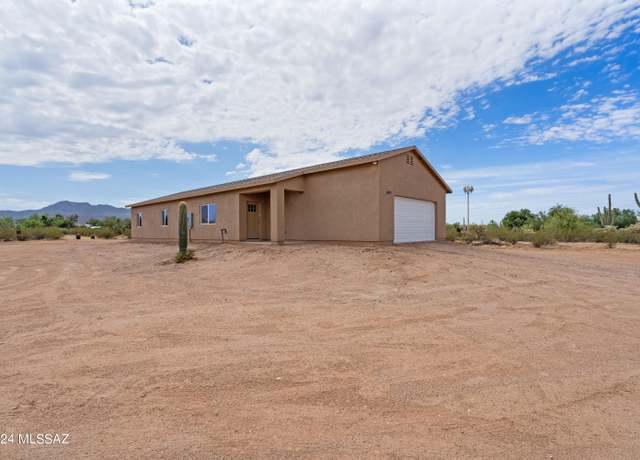 Property at 6975 N Boswell Ln, Tucson, AZ 85743, 3 beds, 2 baths