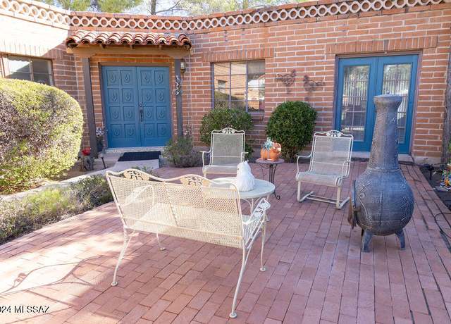 Property at 3420 N Camino De Piedras, Tucson, AZ 85750, 4 beds, 2.5 baths