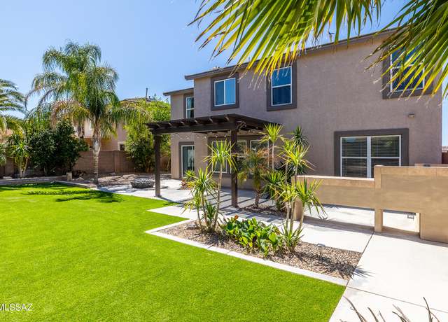 Property at 3561 E Farrier Dr, Tucson, AZ 85739, 4 beds, 3 baths