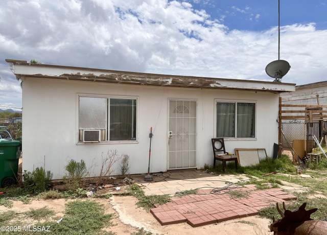 Property at 1217 W Hadley St, Tucson, AZ 85705, 1 bed, 1 bath