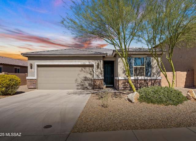 Property at 10880 W Sarabella Dr, Marana, AZ 85653, 3 beds, 2 baths