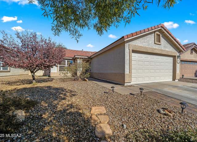 Property at 13146 N Tanner Robert Dr, Oro Valley, AZ 85755, 3 beds, 2 baths