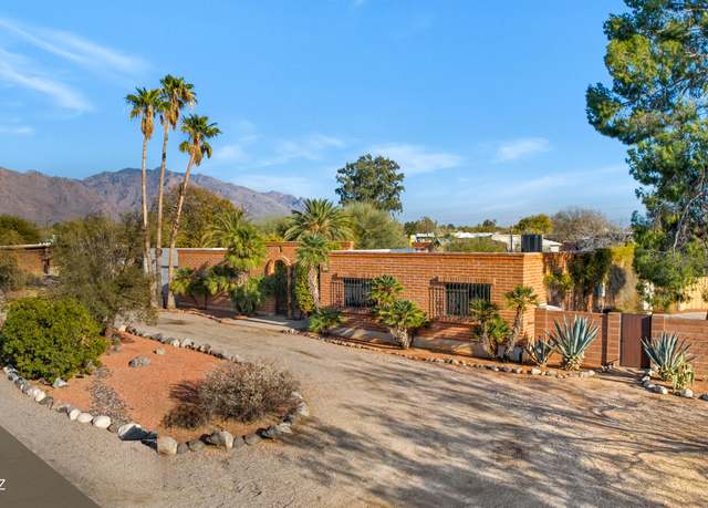 Property at 1925 W Omar Dr, Tucson, AZ 85704, 4 beds, 3 baths