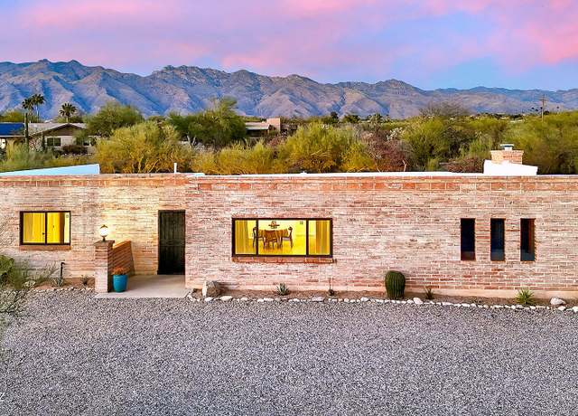 Property at 4040 N Camino Cardenal, Tucson, AZ 85718, 4 beds, 2 baths