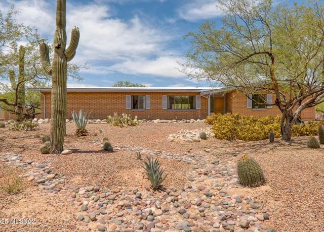 Property at 5125 N Siesta Dr, Tucson, AZ 85750, 5 beds, 3 baths