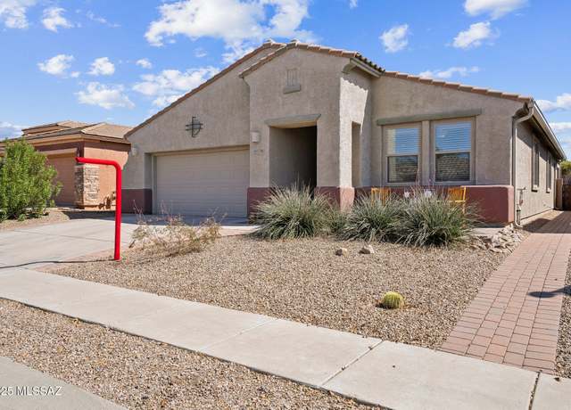Property at 13784 E Weiers St, Vail, AZ 85641, 2 beds, 2 baths