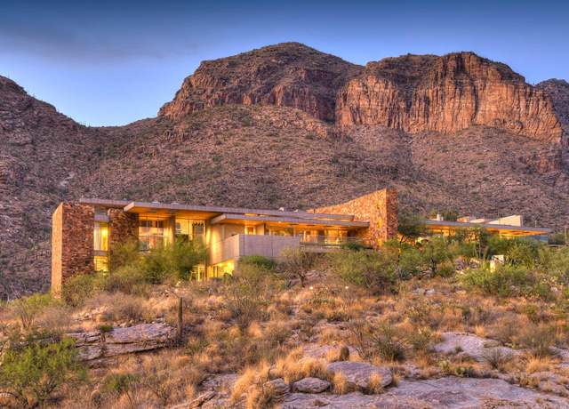 Property at 7474 N Catalina Ridge Dr, Tucson, AZ 85718, 7 beds, 9 baths