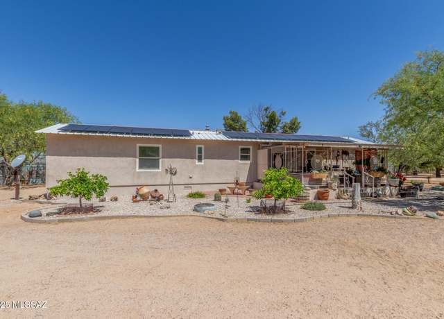 Property at 10970 S Wrangler Dr, Tucson, AZ 85736, 2 beds, 2 baths