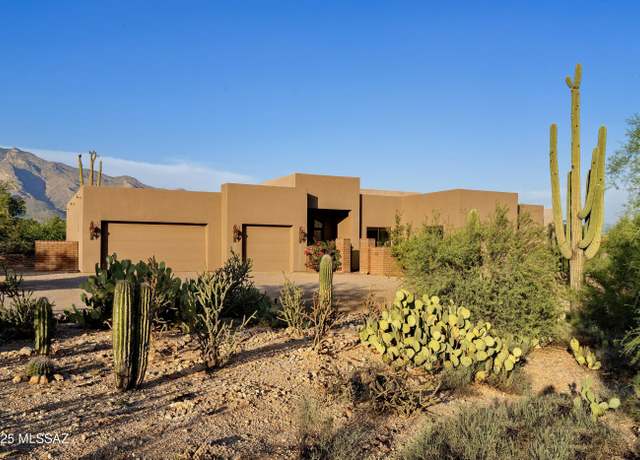 Property at 930 E Camino Alberca, Tucson, AZ 85718, 4 beds, 3.5 baths