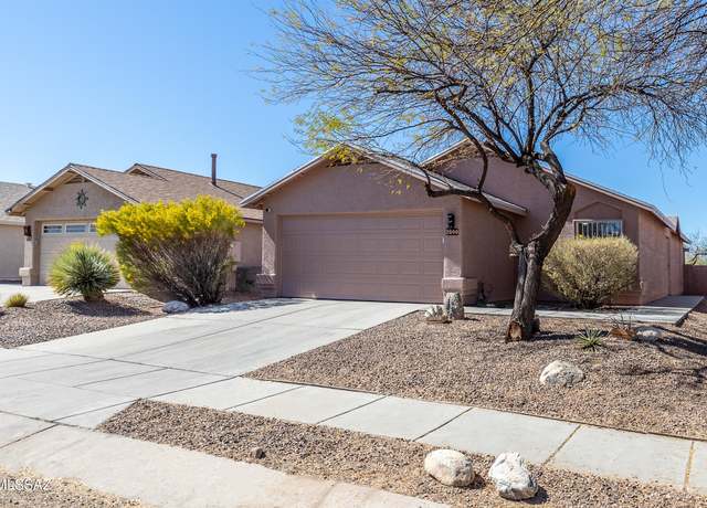 Property at 2000 S St Michael Dr, Tucson, AZ 85713, 3 beds, 2 baths