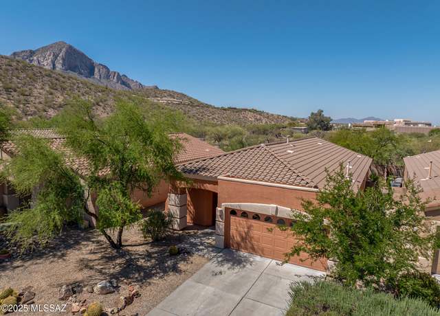 Property at 11113 N Rams Horn Trl N, Oro Valley, AZ 85737, 3 beds, 2 baths