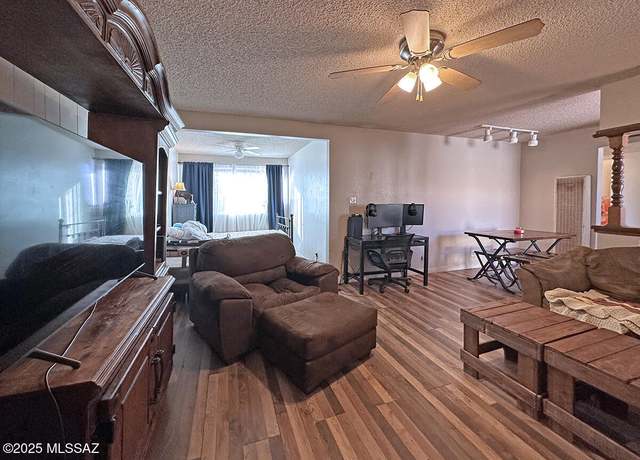 Property at 1458 Palo Verde Unit K210, Tucson, AZ 85713, 2 beds, 1 bath