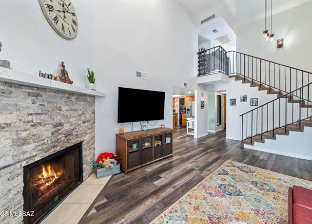 Property at 1981 N Terraza De La Cienega, Tucson, AZ 85715, 3 beds, 2.5 baths