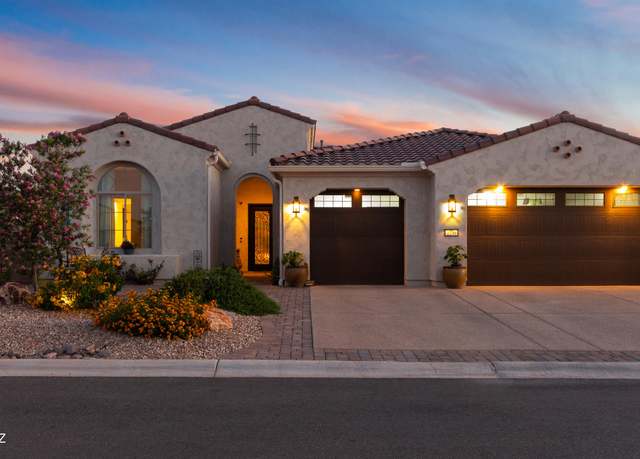 Property at 2230 E Thunder Bluff Dr, Green Valley, AZ 85614, 3 beds, 2.5 baths