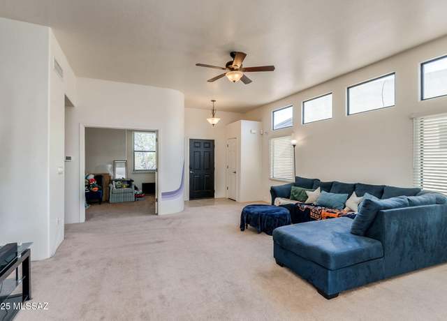 Property at 1320 S Via Estrella Roja, Tucson, AZ 85713, 3 beds, 2 baths