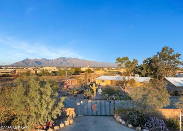 Property at 2990 N Silverbell Rd, Tucson, AZ 85745, 4 beds, 2 baths