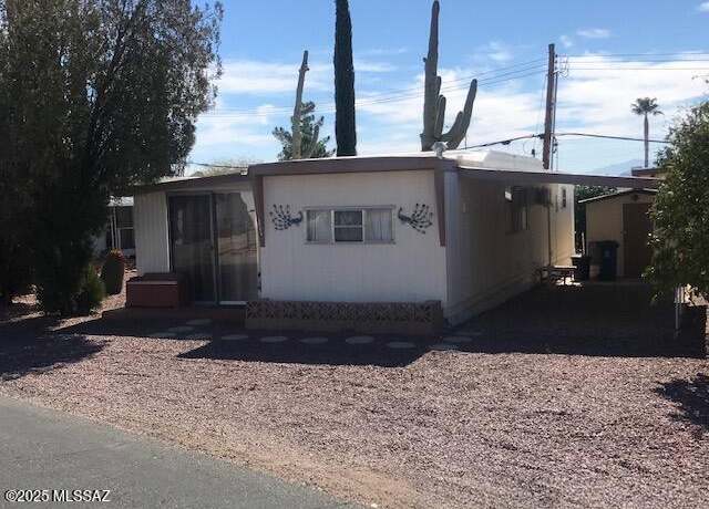 Property at 5341 W Rocking Circle St, Tucson, AZ 85713, 1 bed, 1 bath