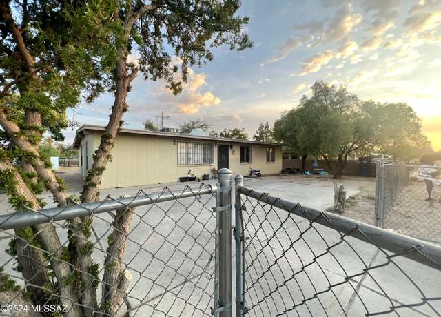 Property at 749 W Sandy St, Tucson, AZ 85714, 4 beds, 1 bath