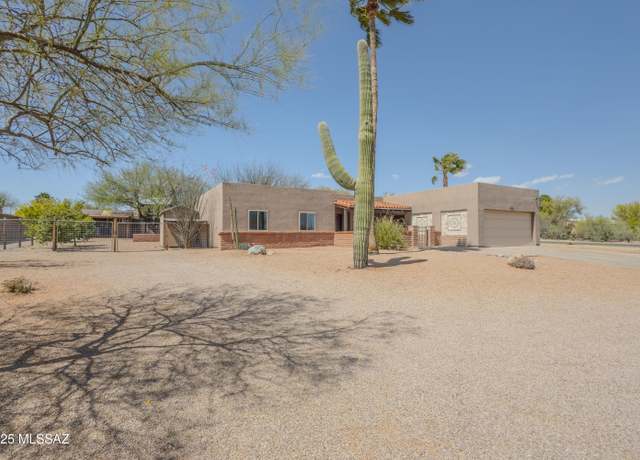 Property at 202 W El Nopal, Green Valley, AZ 85614, 3 beds, 2 baths