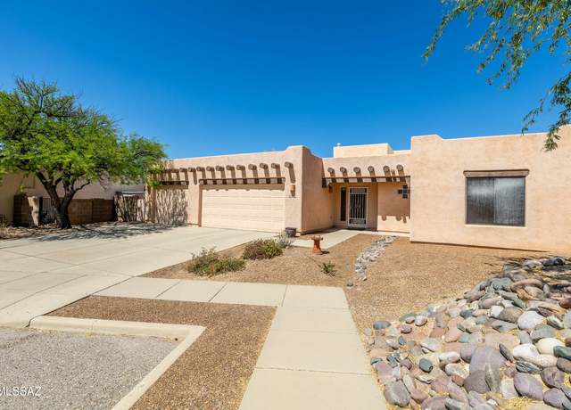 Property at 11041 E Luster Light Pl, Tucson, AZ 85748, 3 beds, 2 baths