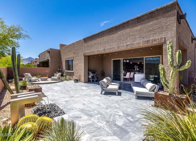 Property at 13274 Humphreys Peak Dr, Oro Valley, AZ 85755, 2 beds, 2 baths