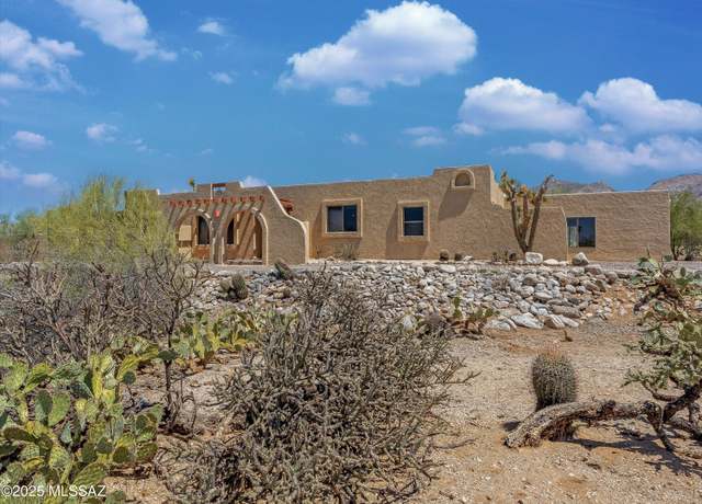 Property at 6401 N Camino Padre Isidoro, Tucson, AZ 85718, 3 beds, 3.5 baths