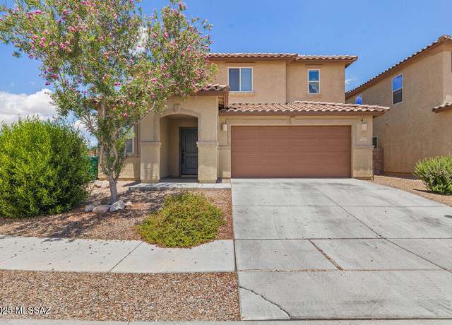 Property at 8570 W Finch Ln, Tucson, AZ 85757, 4 beds, 2.5 baths