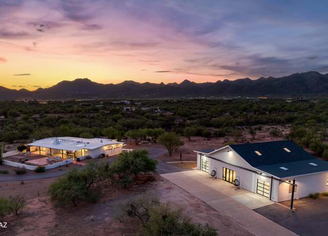 Property at 1720 W Cessna Way, Tucson, AZ 85755, 5 beds, 4.5 baths