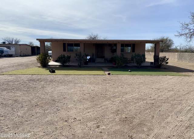 Property at 1410 E Mckain Rd, Tucson, AZ 85756, 4 beds, 2 baths