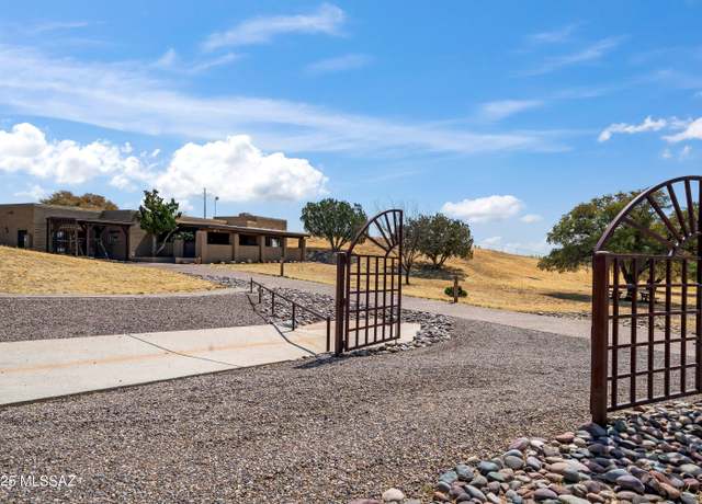 Property at 13600 E Singing Hills Trl, Sonoita, AZ 85637, 4 beds, 2.5 baths