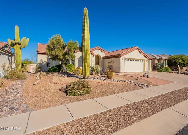 Property at 1911 E Canyon Wren Way, Green Valley, AZ 85614, 2 beds, 2 baths