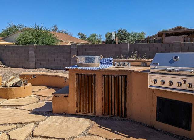 Property at 8766 N Golden Moon Way, Tucson, AZ 85743, 3 beds, 2 baths