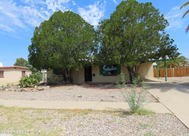 Property at 5823 E 18th St, Tucson, AZ 85711, 2 beds, 1 bath