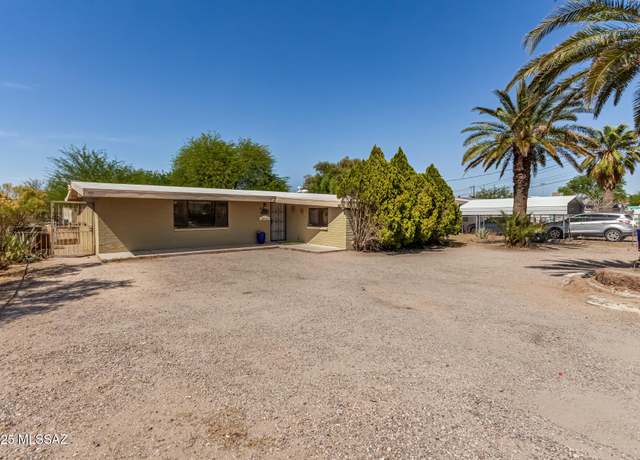 Property at 1341 E Bilby Rd, Tucson, AZ 85706, 3 beds, 2 baths