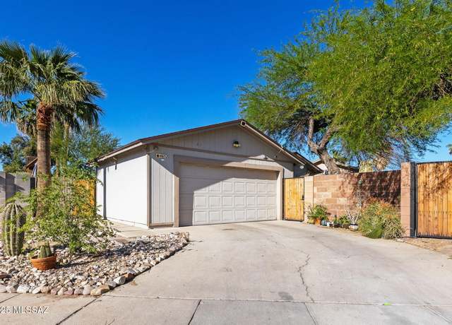 Property at 4652 N Southbrooke Pl, Tucson, AZ 85705, 3 beds, 2 baths