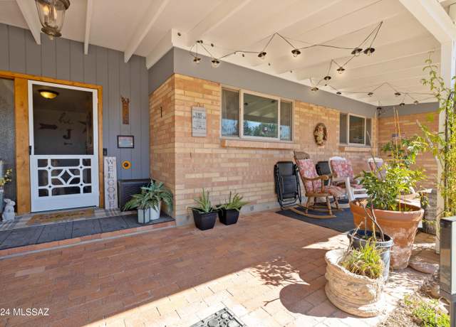 Property at 4230 N Bear Claw Way, Tucson, AZ 85749, 5 beds, 3 baths