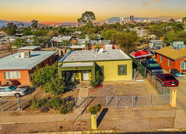 Property at 214 N Cuesta Ave, Tucson, AZ 85745, 4 beds, 2 baths