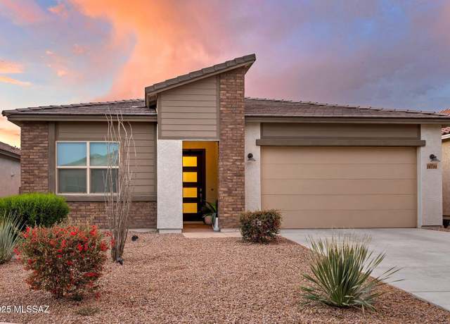 Property at 10790 W Whitehall Dr, Marana, AZ 85653, 3 beds, 2 baths