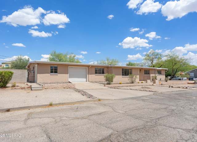 Property at 1712 N 5th Ave, Tucson, AZ 85705, 4 beds, 3 baths