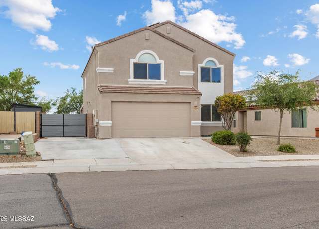Property at 8056 S Nautilus Dr, Tucson, AZ 85756, 4 beds, 2.5 baths