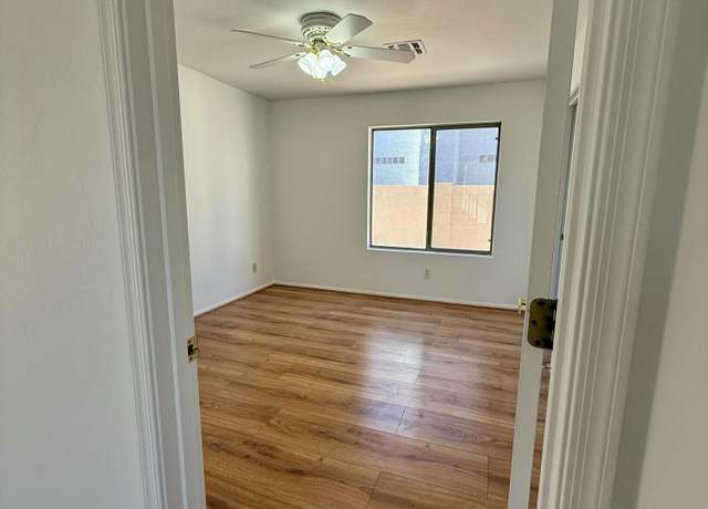 Property at 7141 W Deserama Dr, Tucson, AZ 85743, 4 beds, 3 baths
