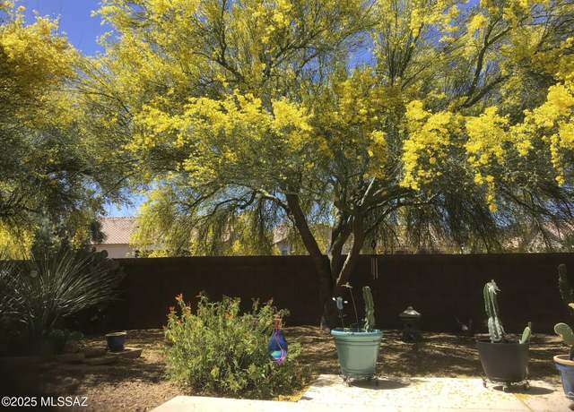 Property at 9367 N Sombrero Canyon Dr, Tucson, AZ 85743, 2 beds, 2 baths