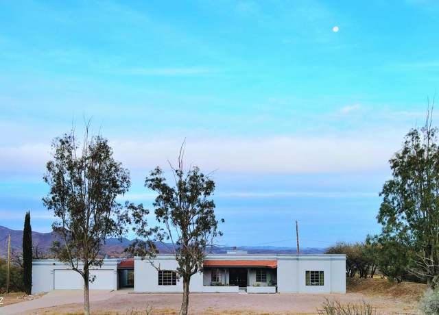 Property at 1051 Avenida Aprenda, Rio Rico, AZ 85648, 3 beds, 2 baths