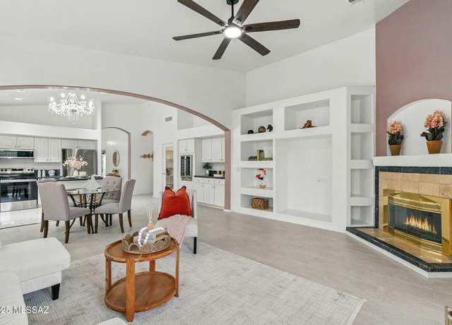 Property at 7519 N Bradstreet Dr, Tucson, AZ 85743, 3 beds, 2 baths
