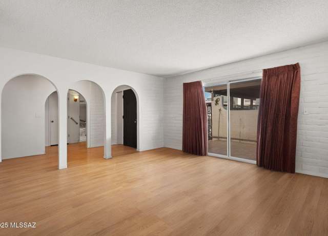 Property at 2154 N Calle De Vida, Tucson, AZ 85715, 2 beds, 2 baths